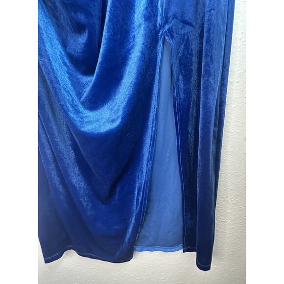 NWT Eloquii Blue Velvet Maxi Skirt With Slit Size 18 - Picture 3 of 6